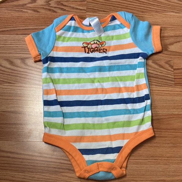 Disney Winnie the Pooh collection - Picture 2 of 12